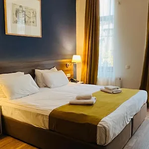 4* Hotel Point